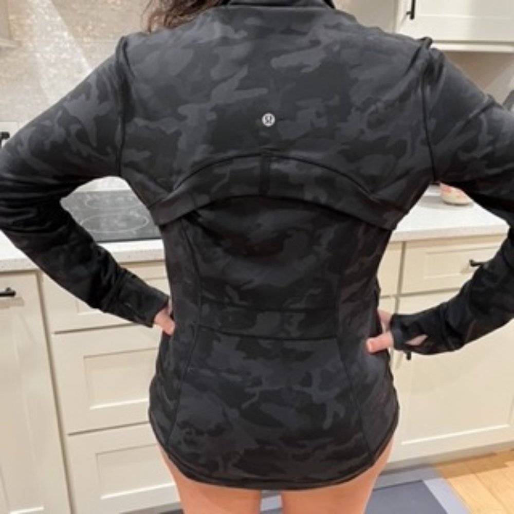 Gently Used Lululemon Camo Zip-Up Jacket